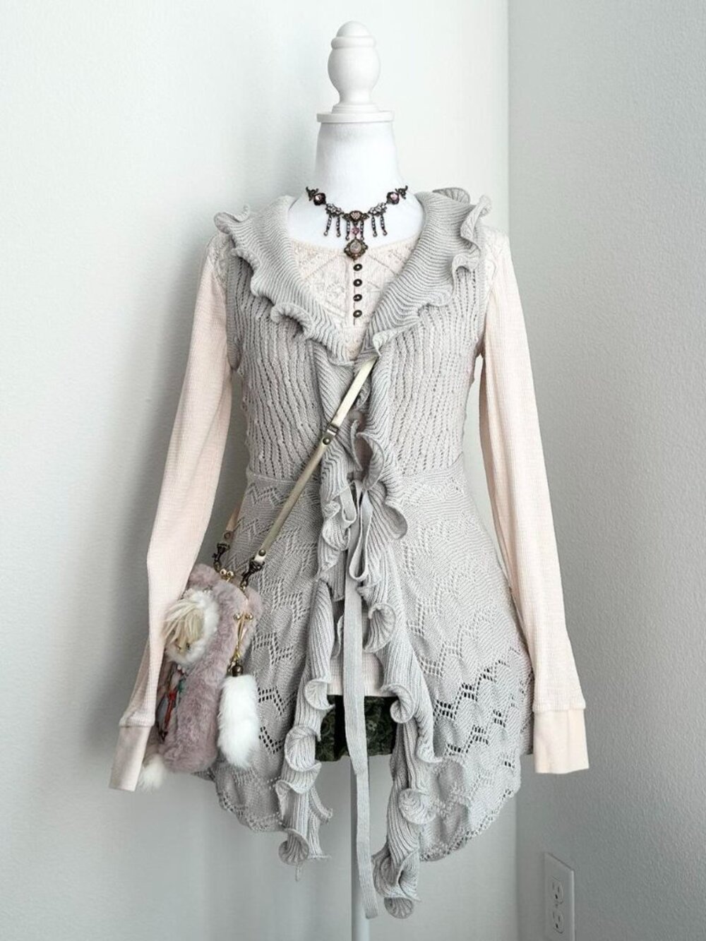 Y2K BCBGMaxAzria Gray Knit Vest